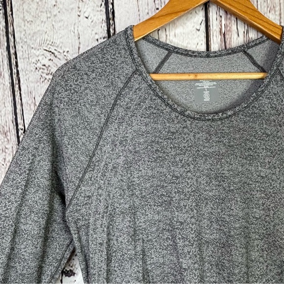 Athleta Speedlight Seamless Long Sleeve Shirt Tee Size Large Heather Gray in EUC - Picture 5 of 12
